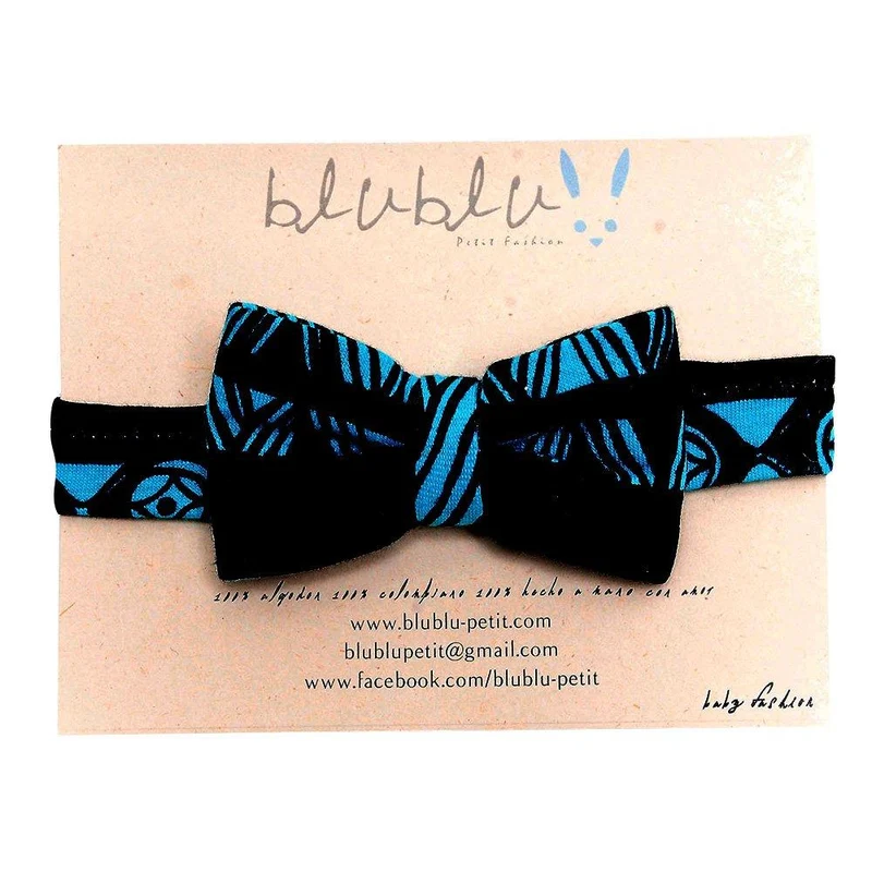 corbatin negra con azul
