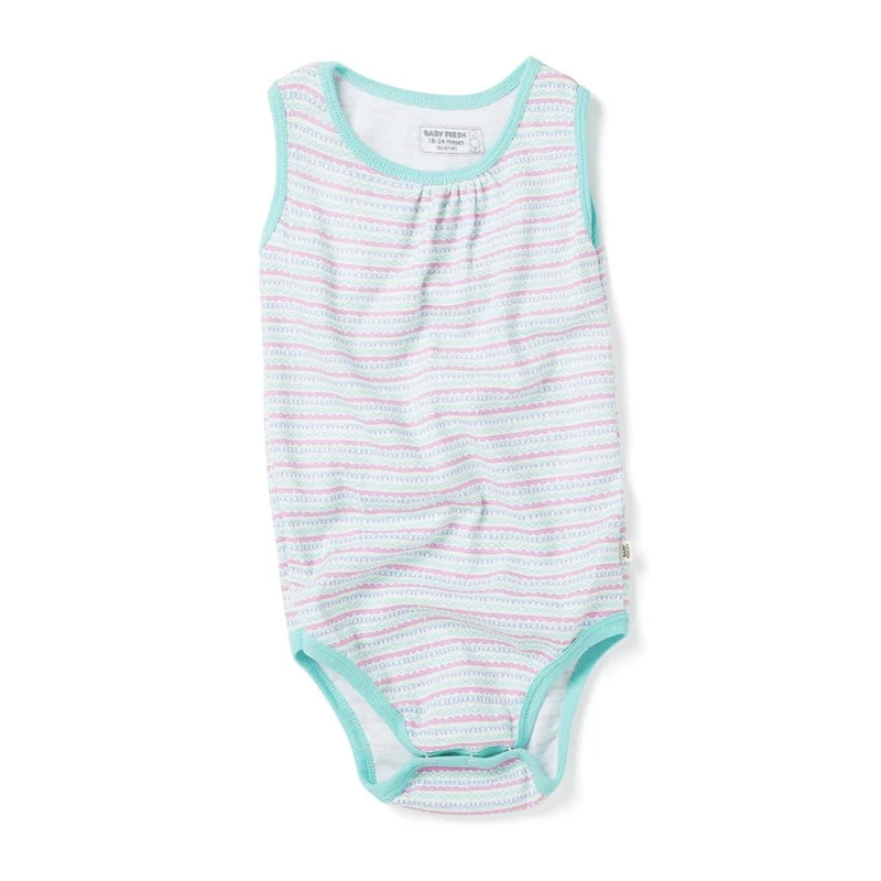 body sin mangas otonito verde claro. talla 0 3m