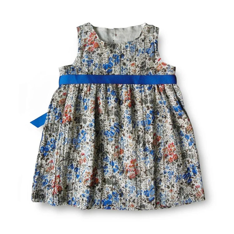 vestido escote ojal sisa y corte imperio flores gris