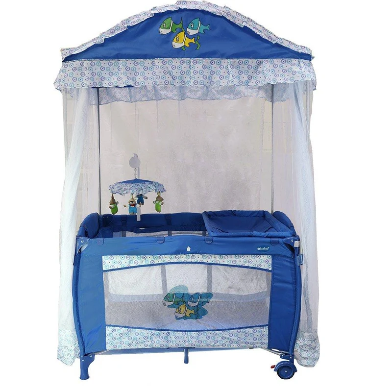 corral con techo azul claro
