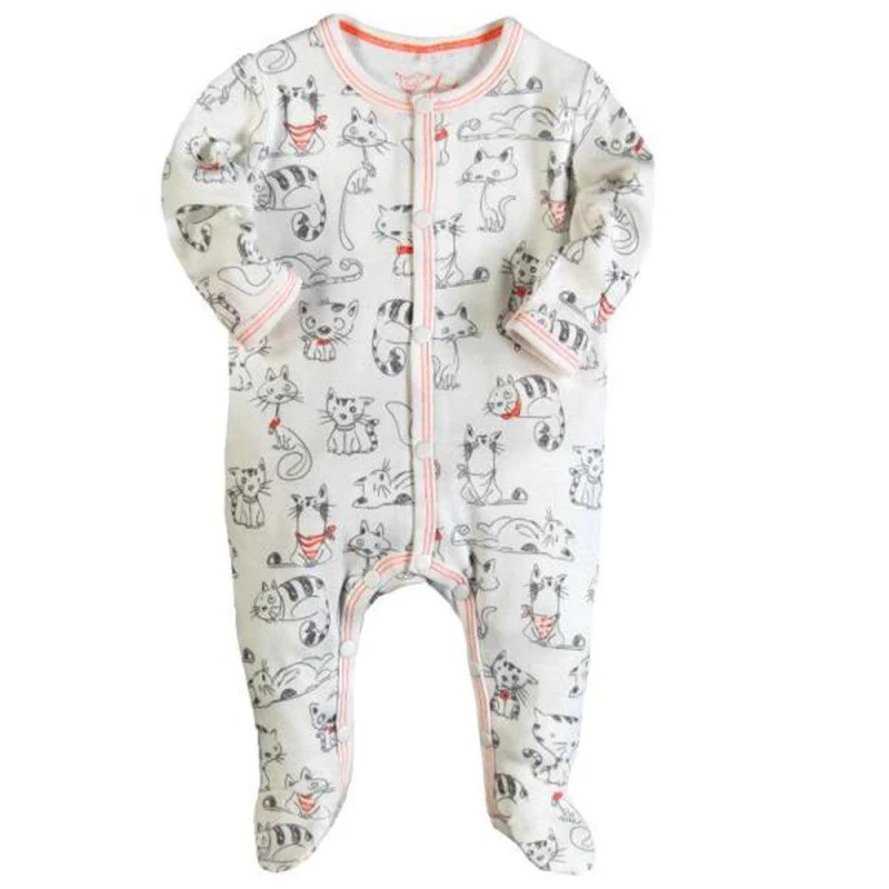 pijama blanco naranja gaticos