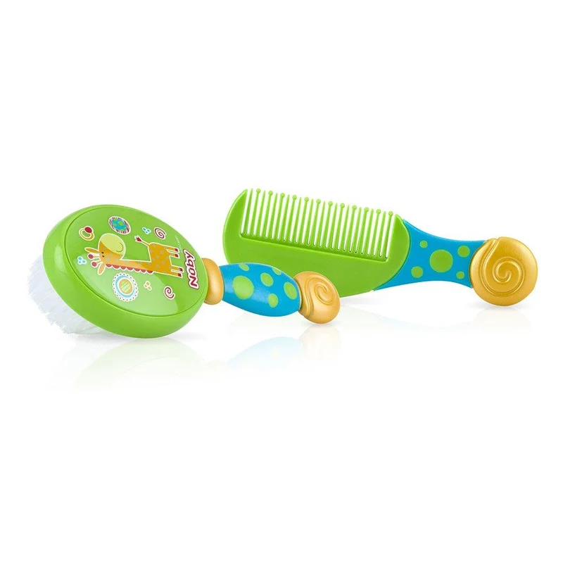 nuby set peinilla y cepillo verde