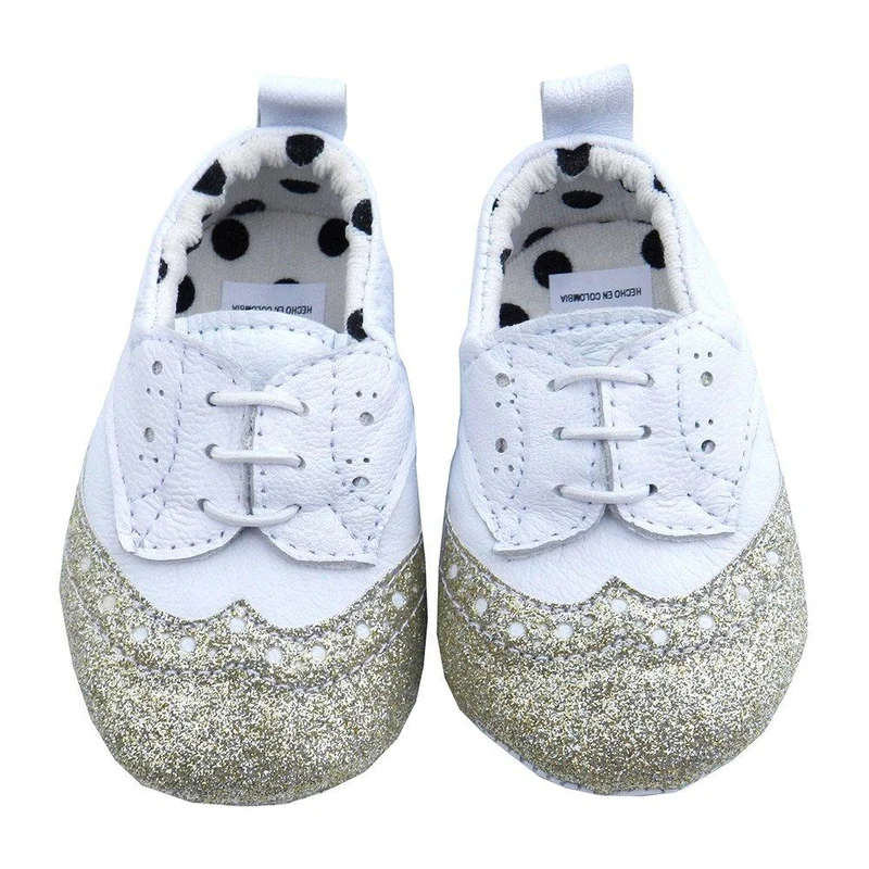 zapato oxford blanco punta dorada 17 rumpumpel