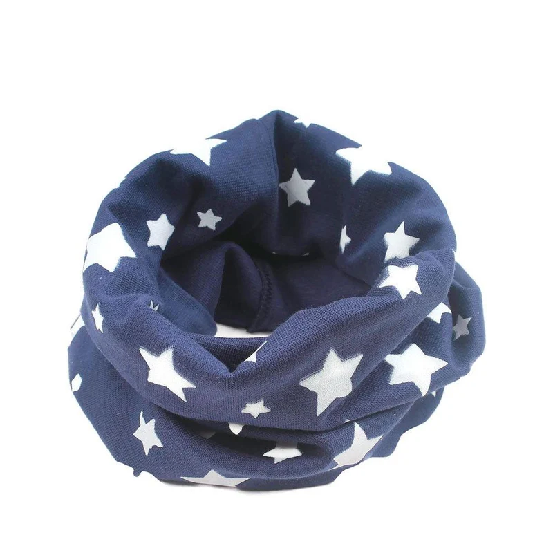 panoleta azul con estrellas blancas