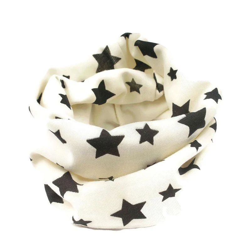 panoleta beige estrellas negras