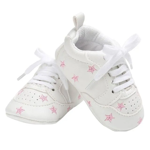 Soft Baby First Walkers Infant Toddler Star Embroidery Anti Slip Lace-Up Shoes Newborn Kids Pentagram Bandage Sneaker Prewalker