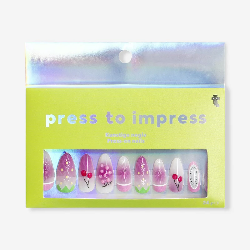 Press-on nails - Berry designs