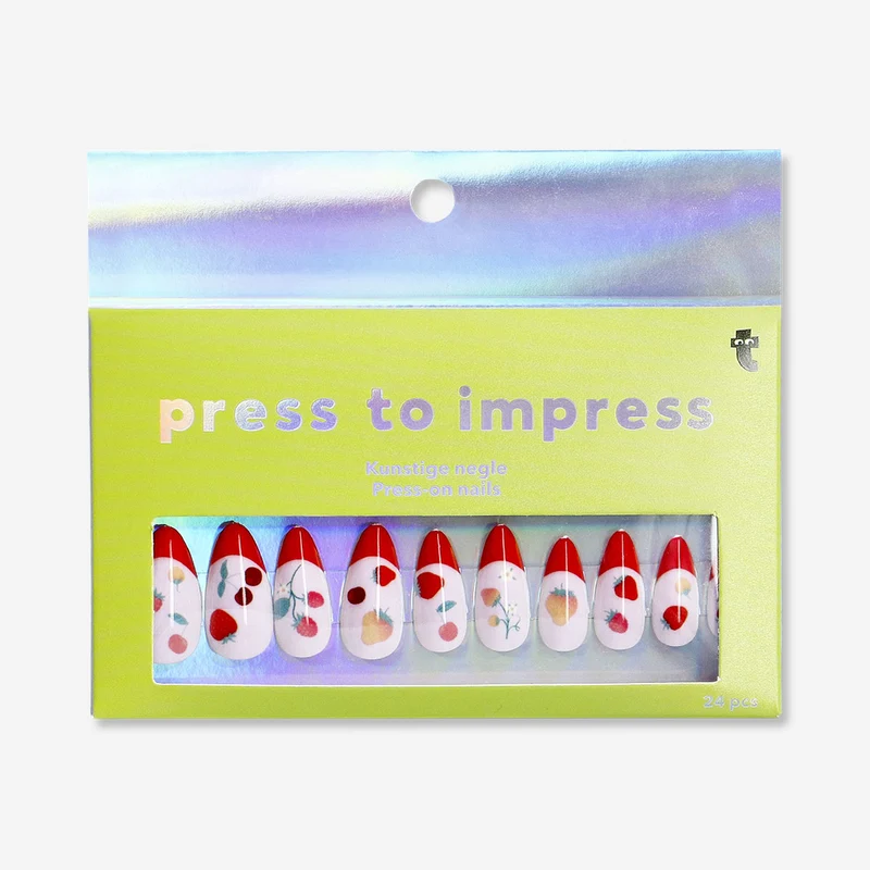 Press-on nails - Strawberry design