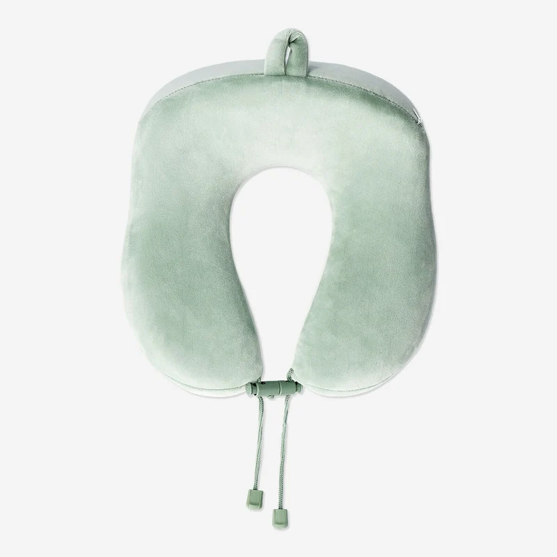 Memory foam travel pillow