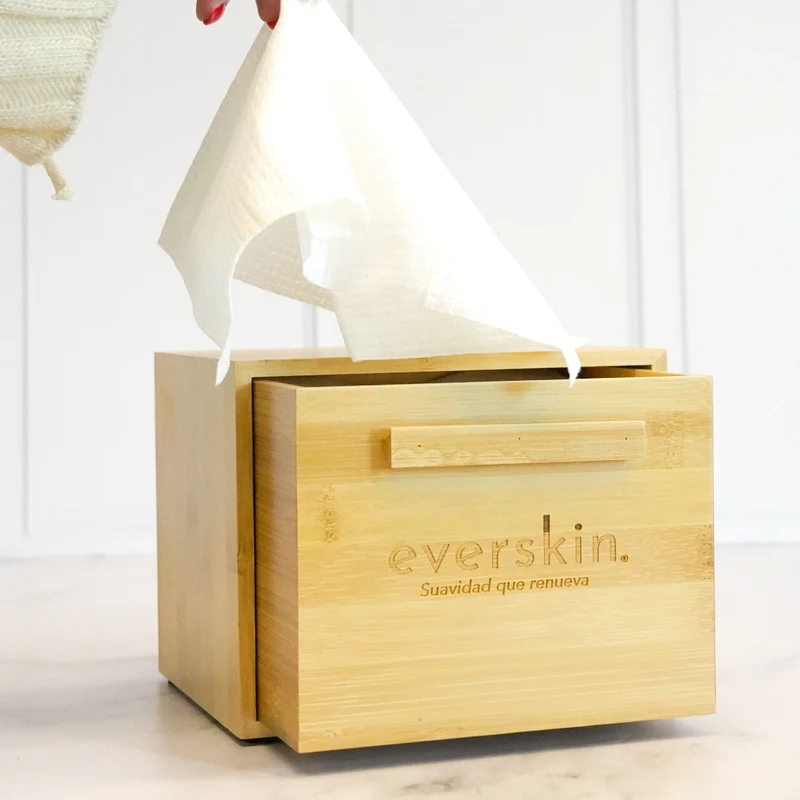 Pack Caja Bambú + Toallas Faciales Xl 50 unidades