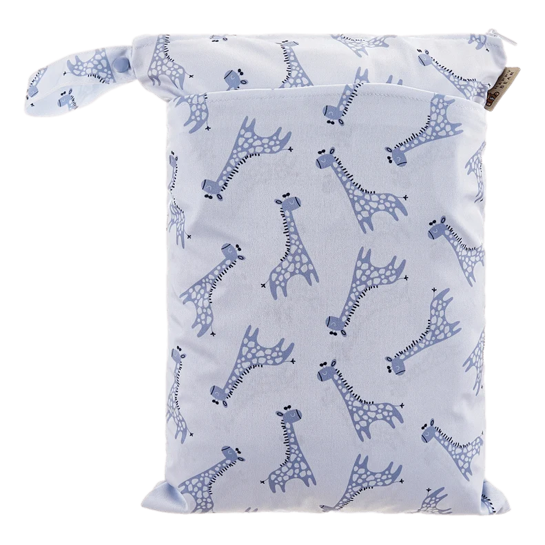 Wetbag | Blue Giraffe